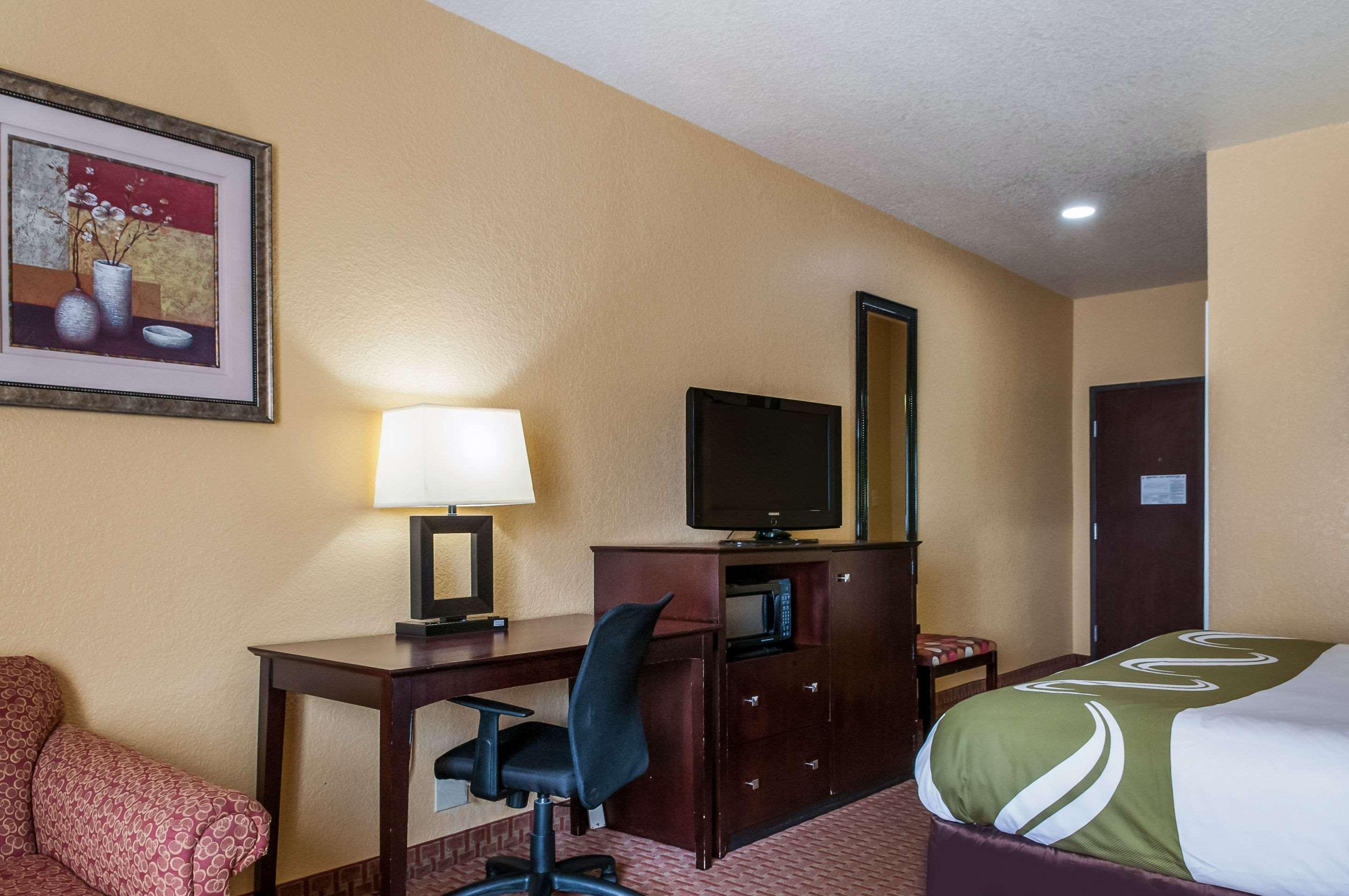 Quality Inn & Suites Slidell Exterior photo